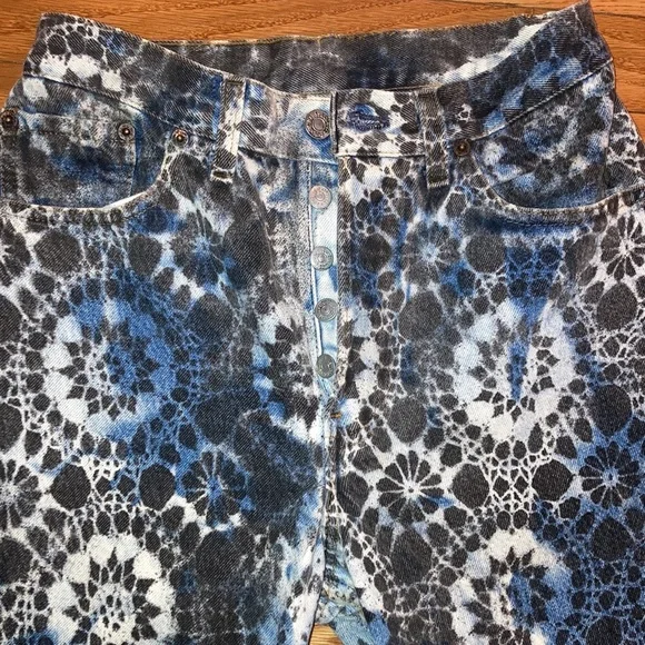 SUPER RARE HAND BATIK sz 7 vintage Levi’s button fly made in USA hi waist jeans - Picture 2 of 6